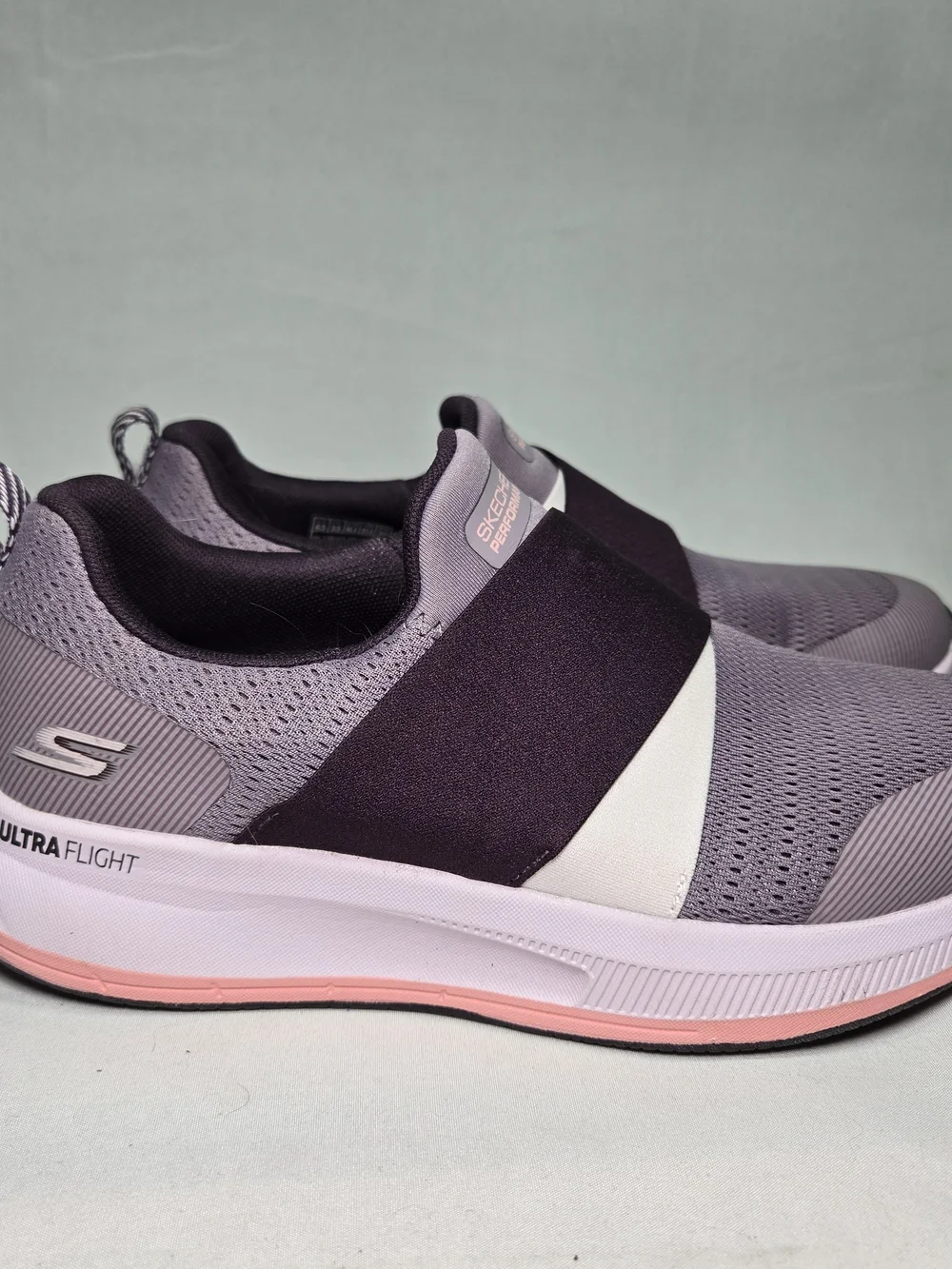 Skechers Performance Women’s 6.5 Plum Ultra Flight Athletic Shoes Slip on Walk